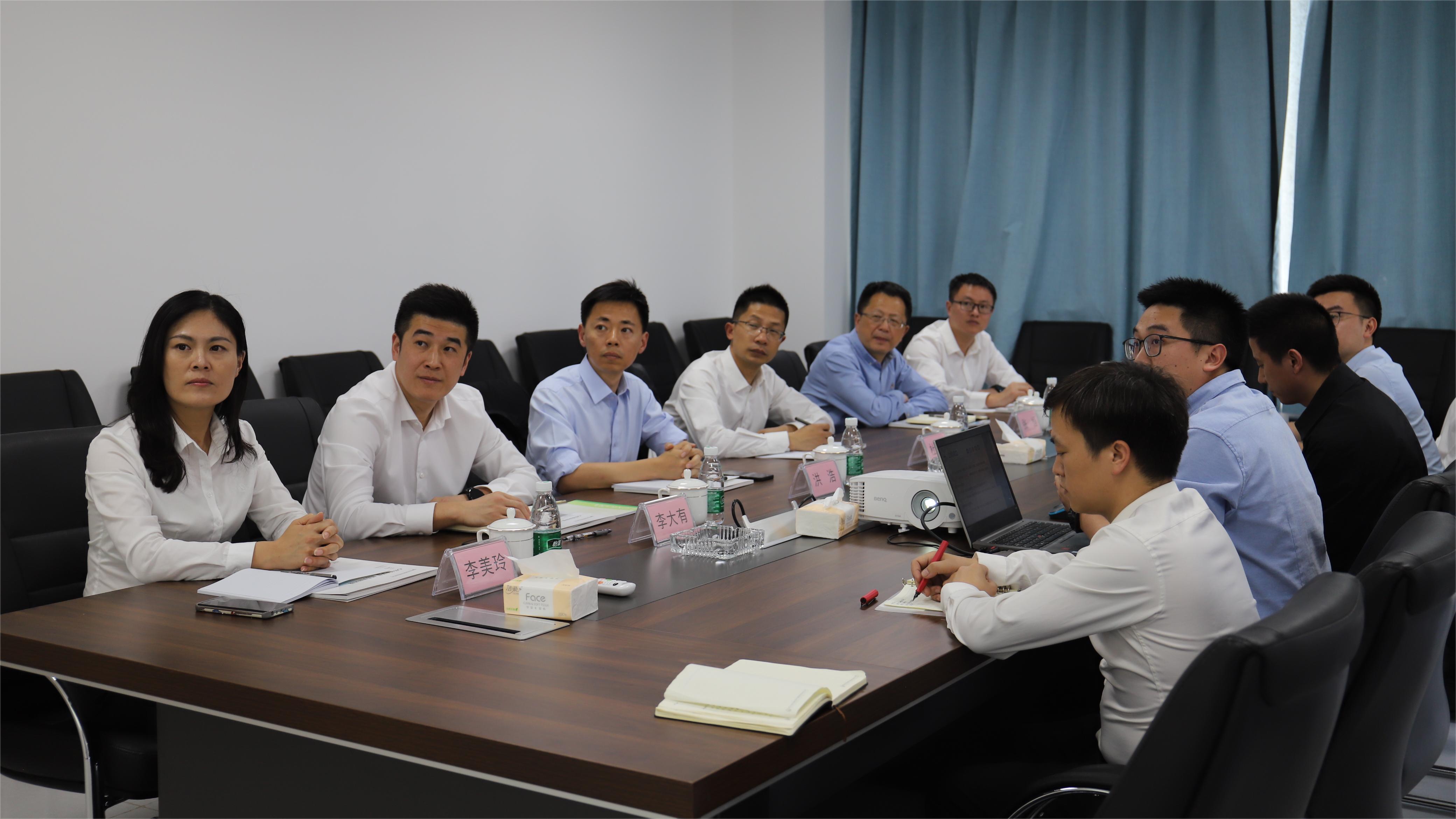 四川省生態(tài)環(huán)保集團副總經(jīng)理洪浩一行蒞臨天晟源環(huán)保東部新區(qū)檢測中心調研指導